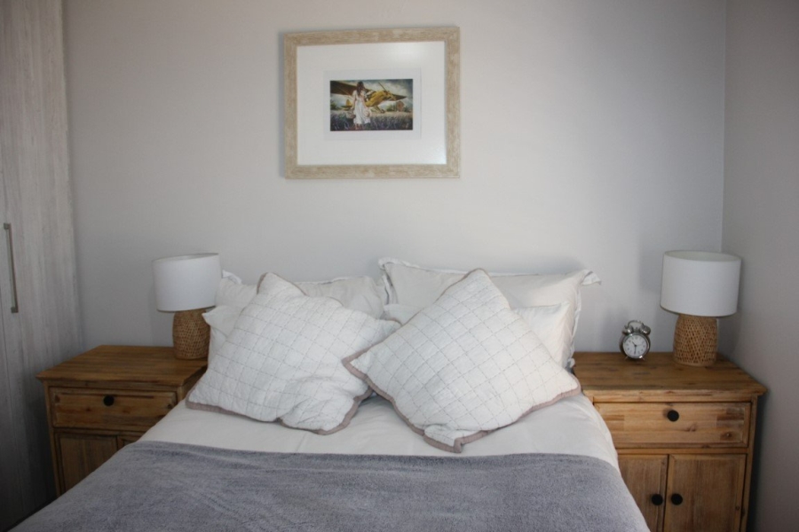 To Let 3 Bedroom Property for Rent in Heldervue Western Cape